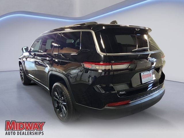 New 2026 Diamond Black Crystal Pearl-Coat Exterior Paint Jeep  image 3