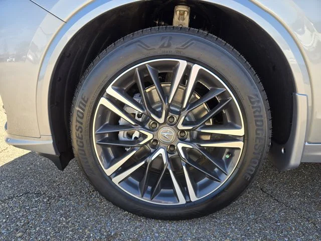 New 2026 Solar Silver Metallic Acura w/Advance Package image 21