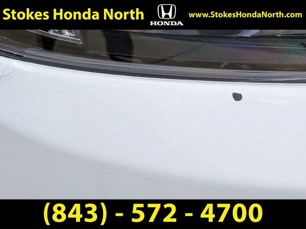 Used 2021 White Buick Preferred image 2