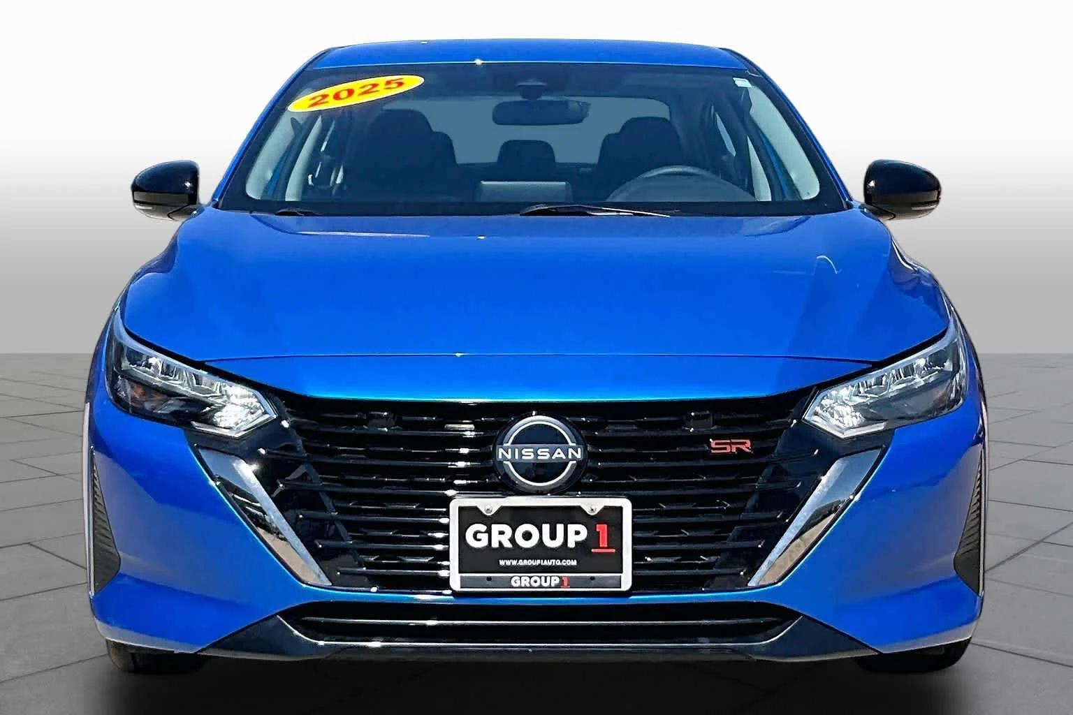 Used 2025 Electric Blue Metallic Nissan SR image 4