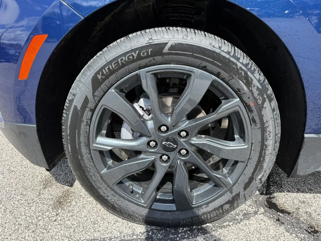 Certified Used 2023 Blue Glow Metallic Chevrolet RS image 6