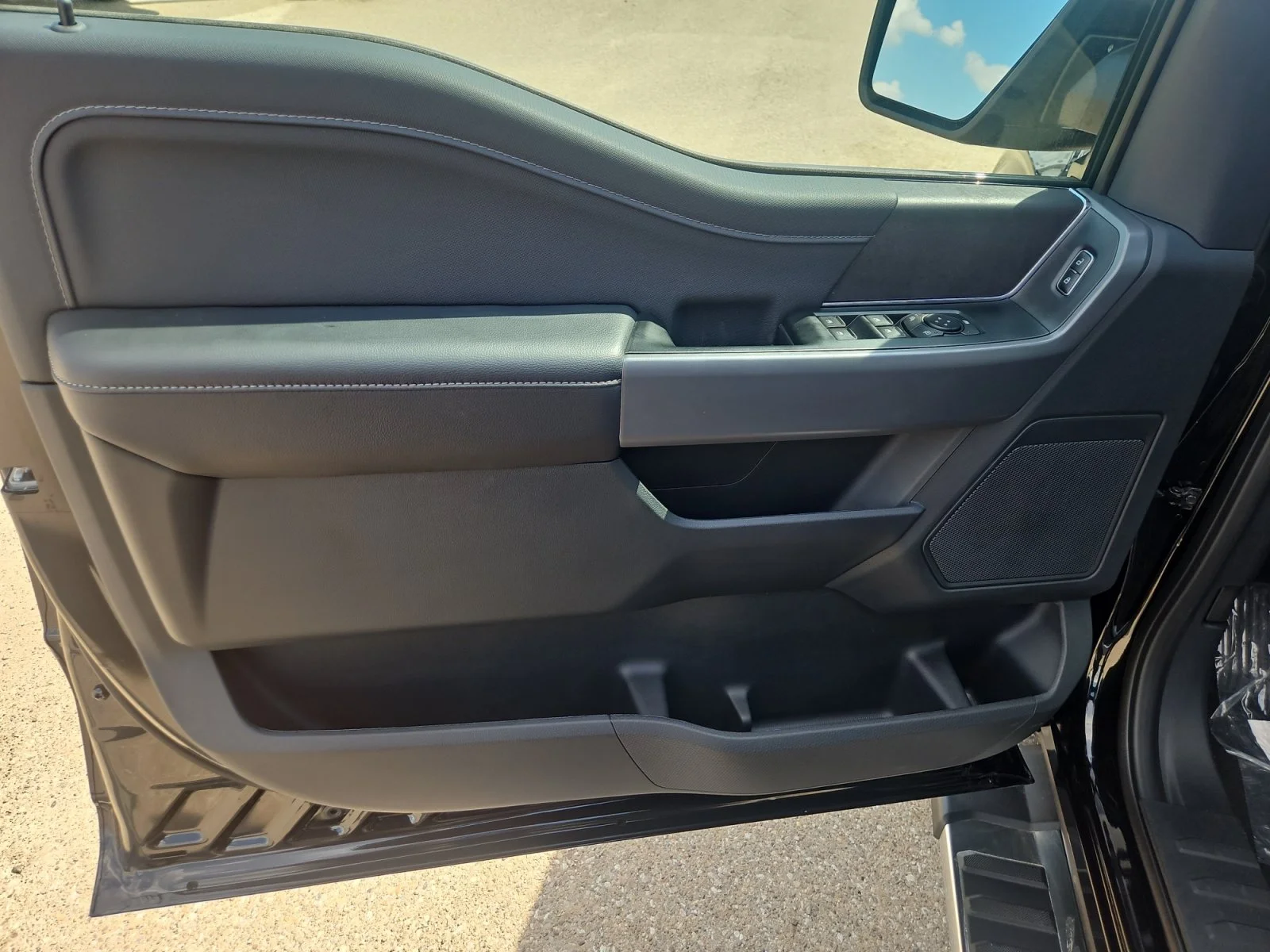 New 2026 Black Metallic Ford XLT image 24