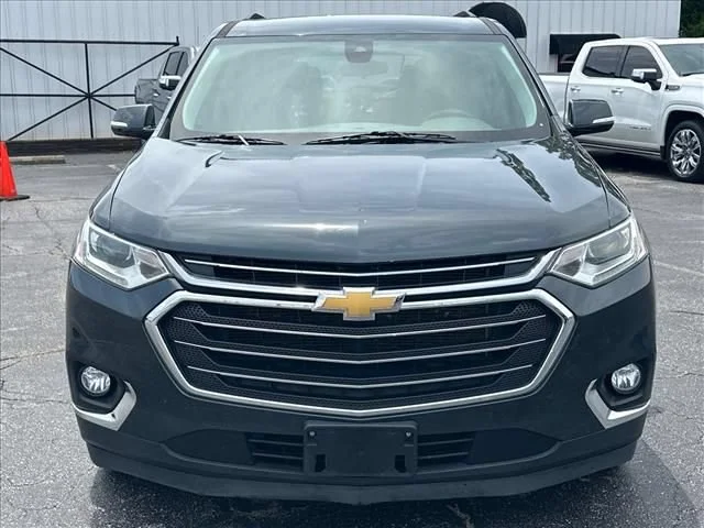 Certified Used 2020 GRAPHITE METALLIC Chevrolet LT Cloth image 4