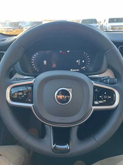 2026 Volvo XC60 Core - Photo 10