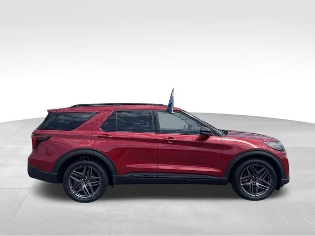 New 2026 Rapid Red Metallic Tinted Clearcoat Ford ST image 12