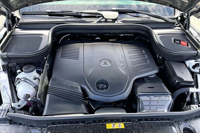 New 2026 Selenite Grey Metallic Mercedes-Benz GLE 450 image 9
