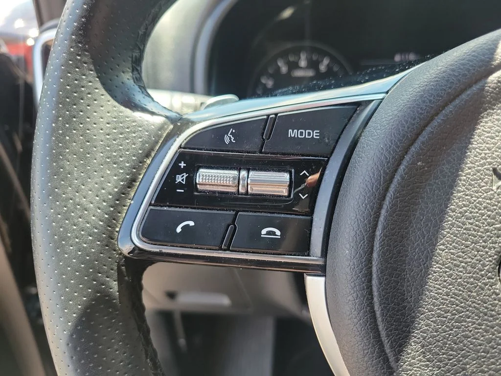 Used 2020 Red Kia SX image 26