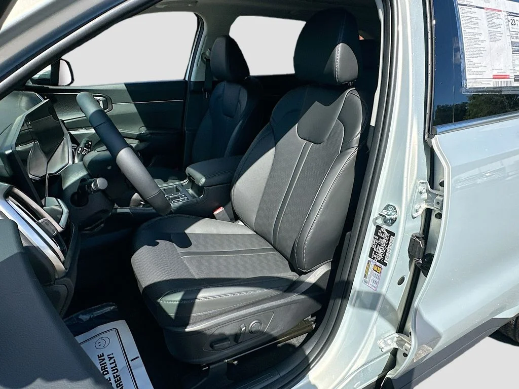 2026 Kia Sorento EX - Photo 22