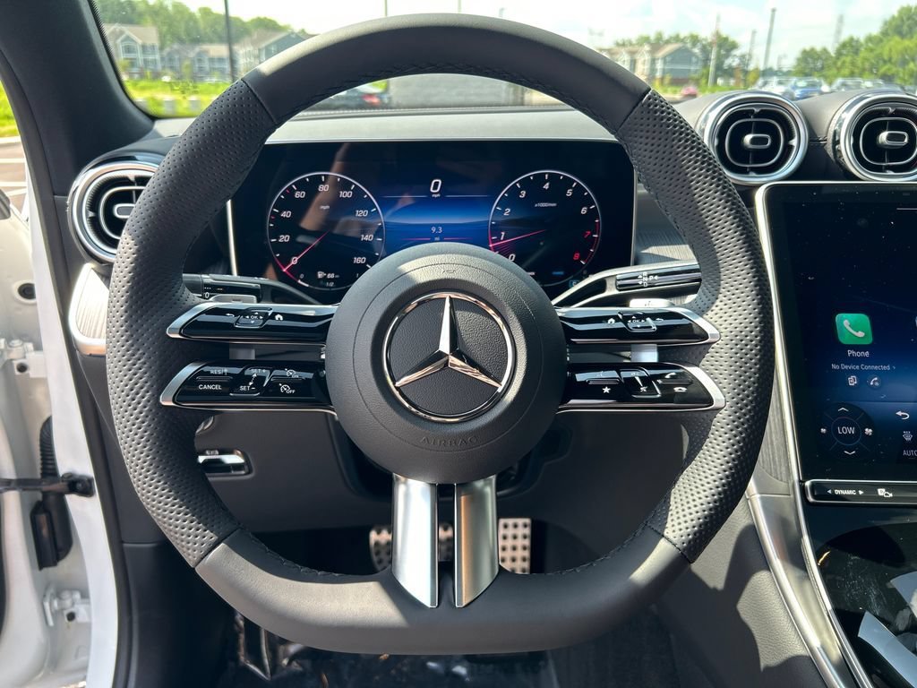 New 2026 Polar White Mercedes-Benz GLC300 image 55