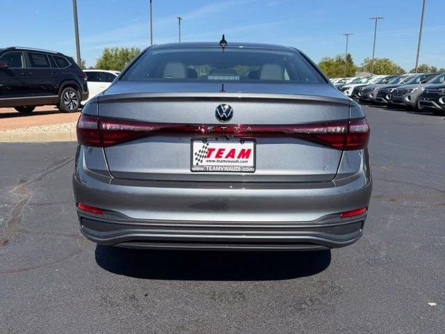New 2027 Platinum Gray Metallic Volkswagen 1.5T SE image 4
