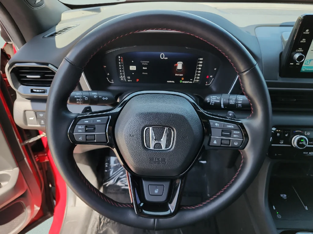 2025 Honda Pilot Black Edition - Photo 34