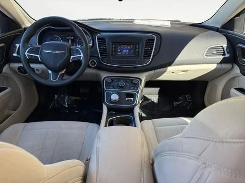 Used 2015 Black Chrysler Limited image 10