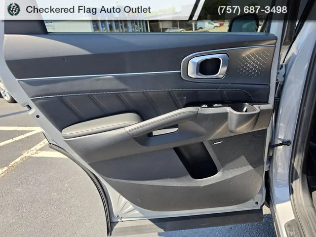 Used 2022 Wolf Gray Kia SX-Prestige image 41