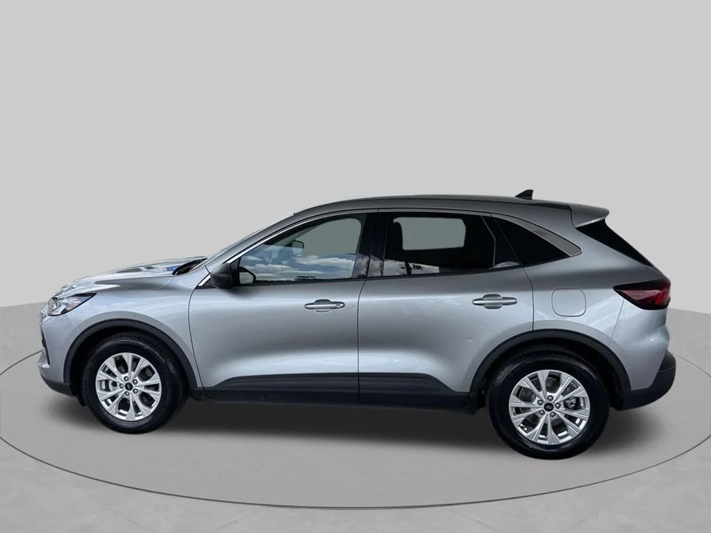 Used 2024 Silver Ford Active image 5