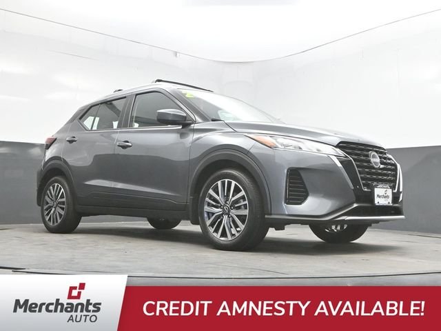 Used 2024 Gray Nissan SV image 31