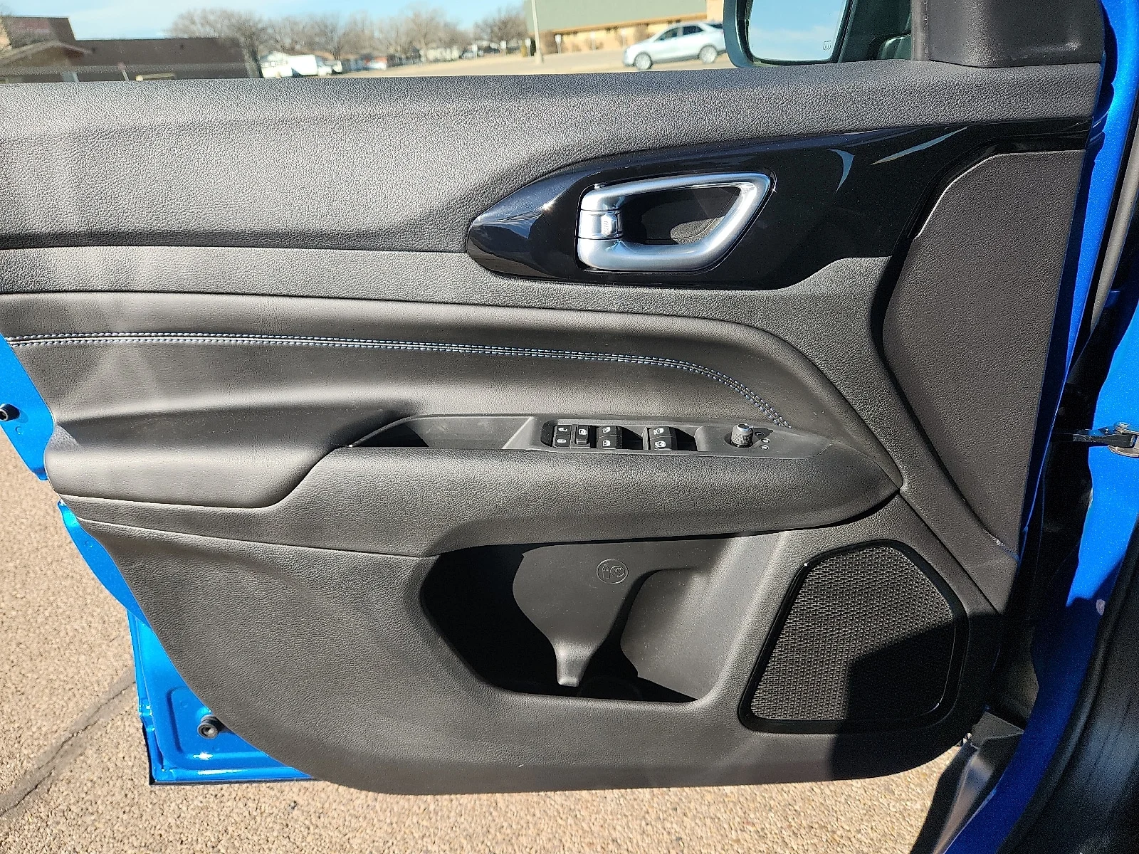 New 2026 Blue Jeep LATITUDE ALTITUDE 4X4 image 13