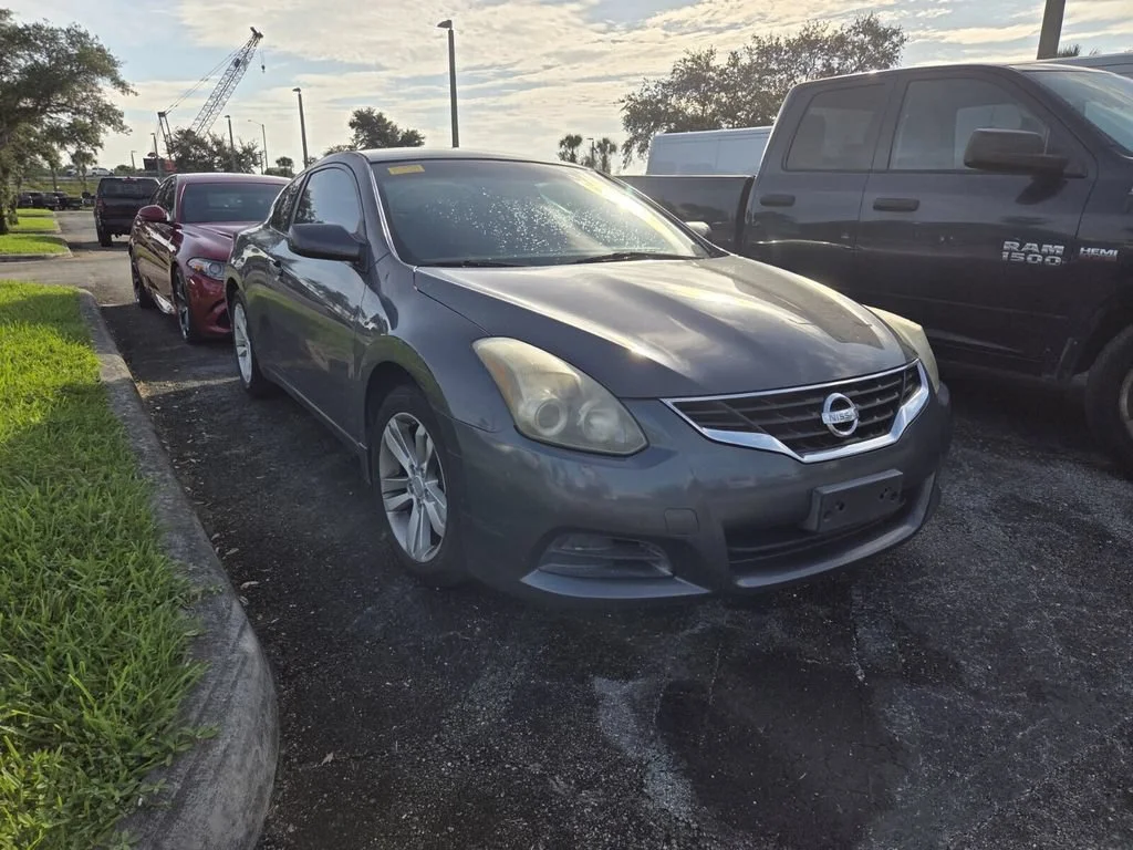 Used 2010 Dark Slate Metallic Nissan 2.5 S image 2