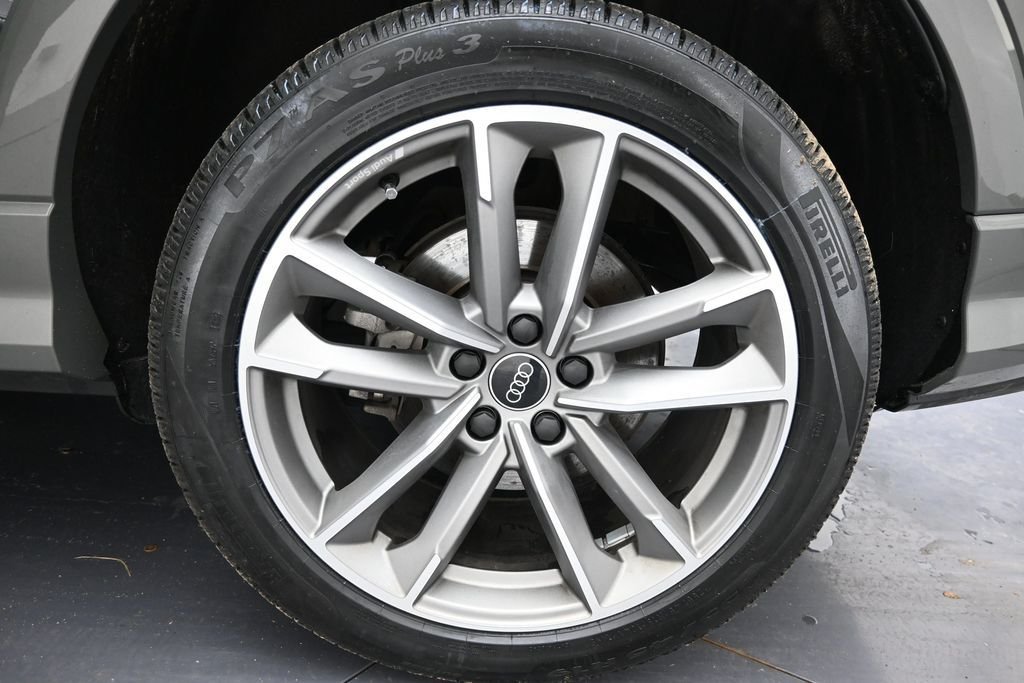 Used 2025 Chronos Gray Metallic Audi Premium image 33