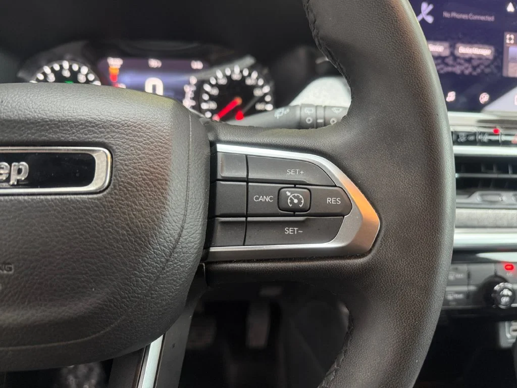 Used 2024 Black Jeep Latitude image 25