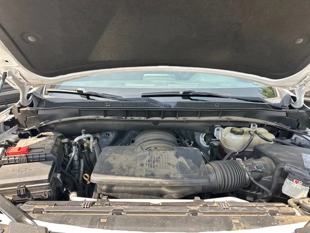 Used 2021 White Chevrolet Z71 image 31