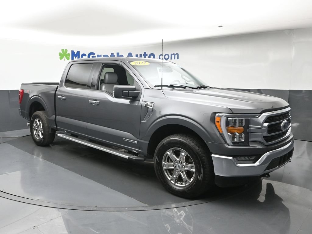 Used 2022 Gray Ford XLT image 2