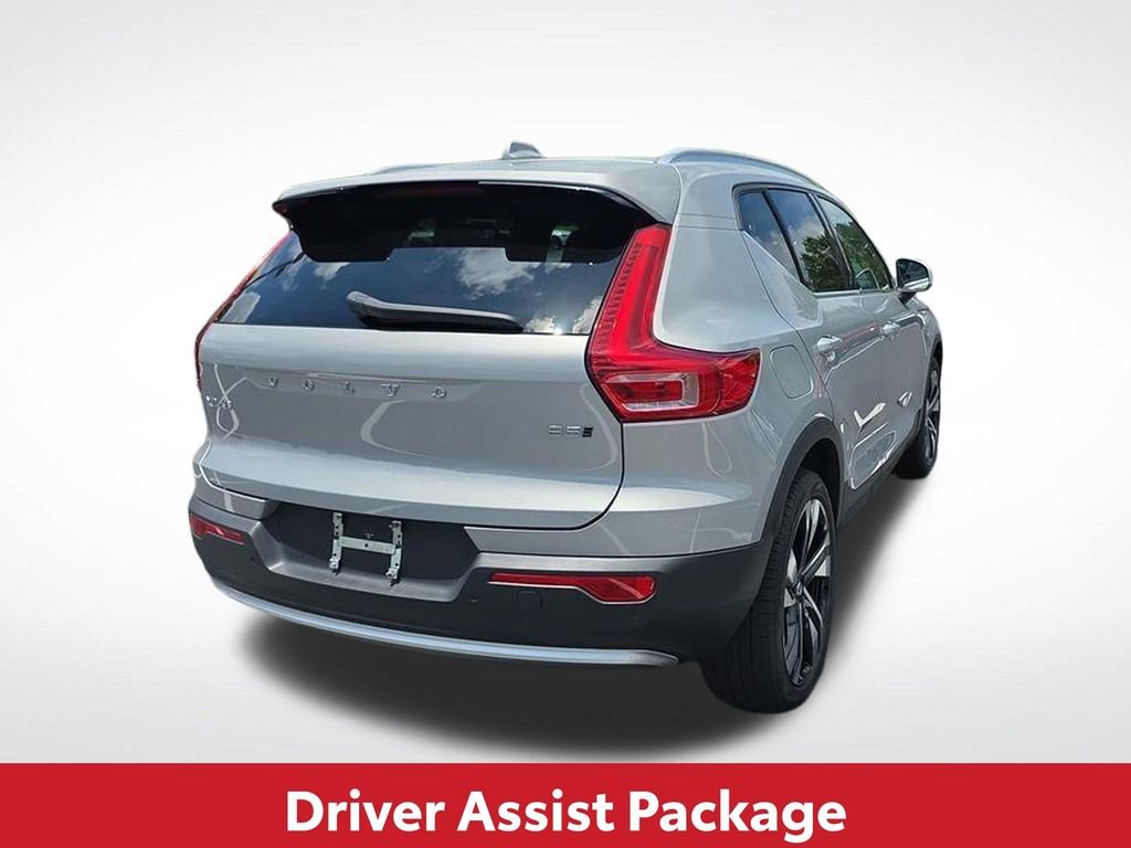 2023 Volvo XC40 Plus - Photo 7