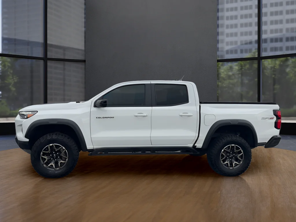Used 2023 White Chevrolet ZR2 image 2