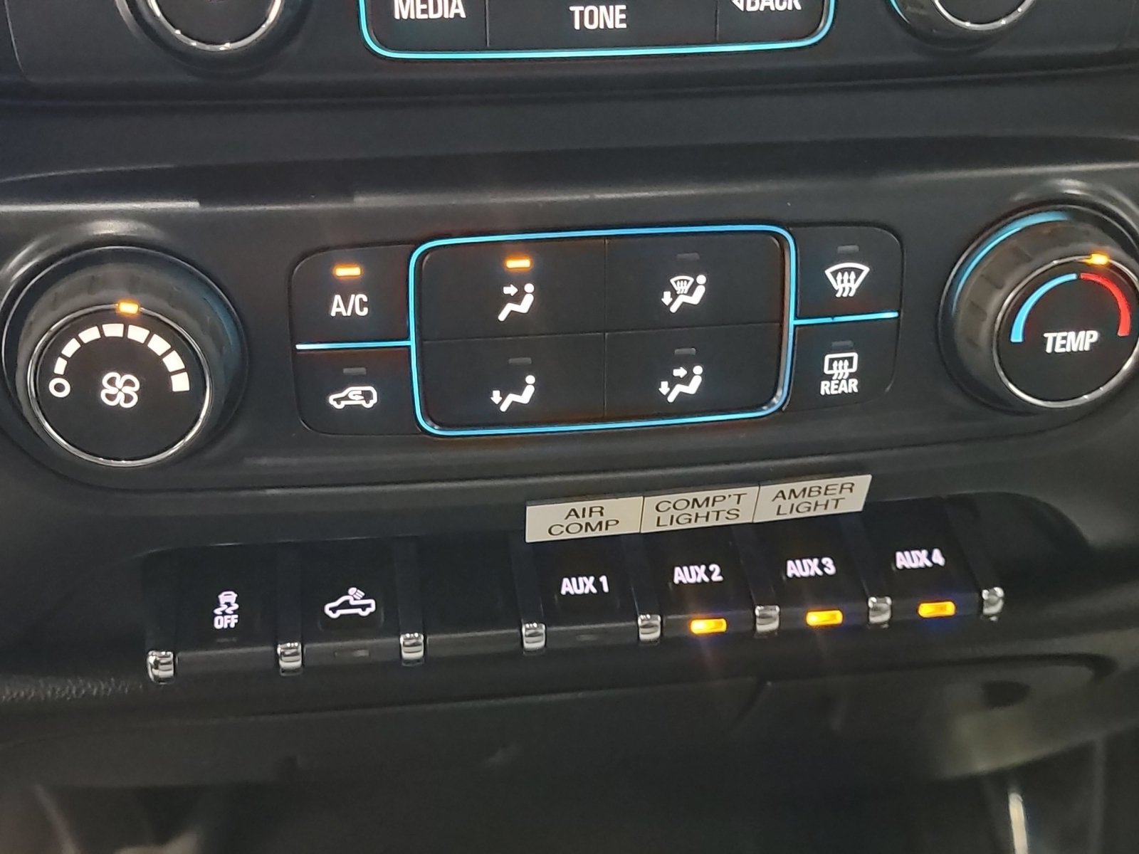 Used 2016 Summit White Chevrolet Work Truck image 16
