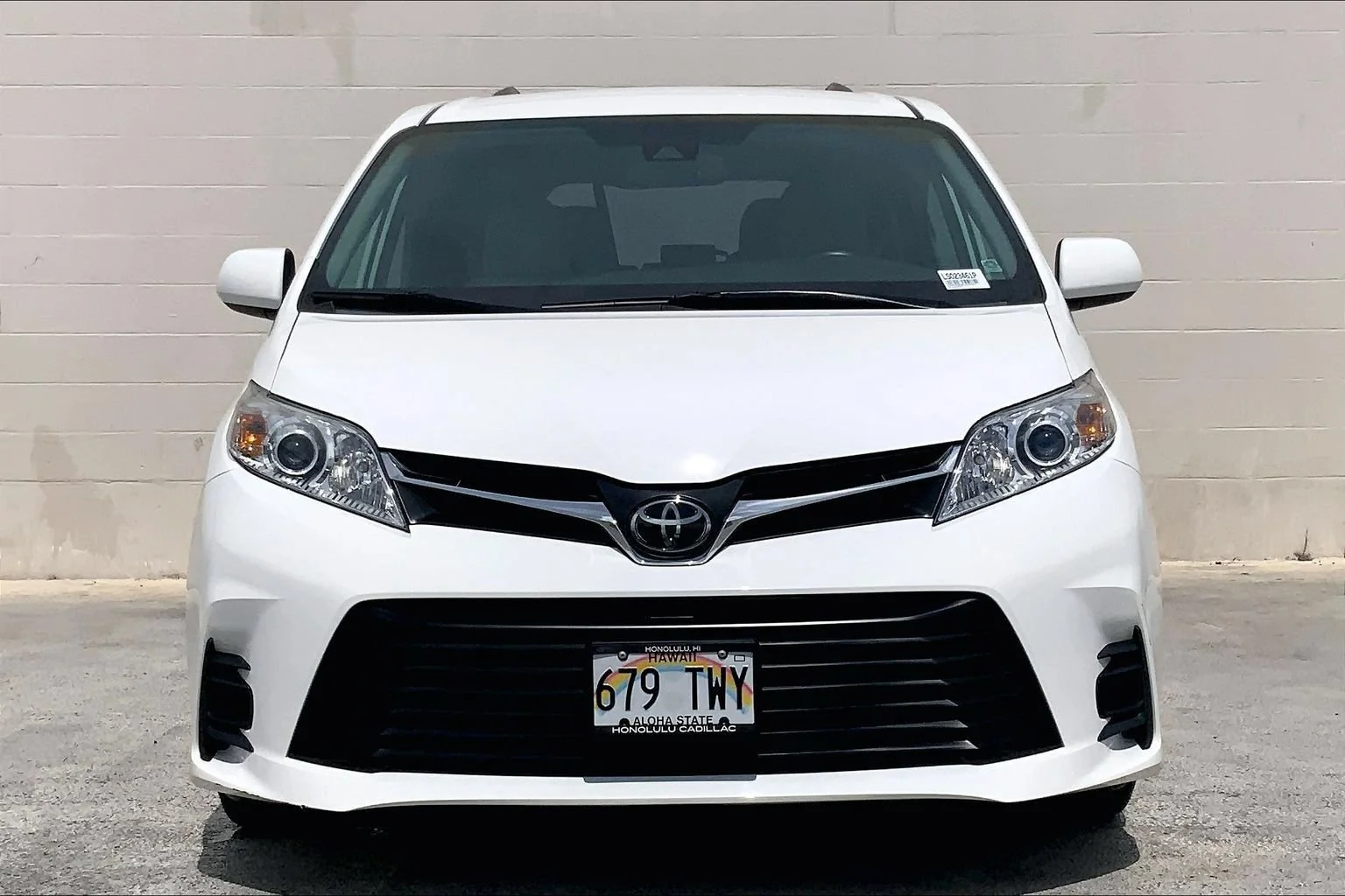 Used 2020 Whi/white Toyota LE Auto Access Seat image 6