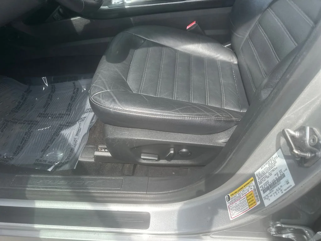 Used 2017 Silver Ford SE image 9