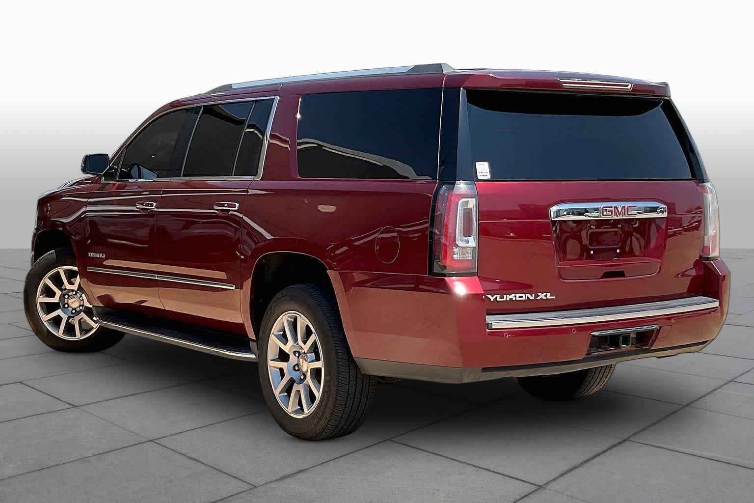 Used 2020 Crimson Red Tintcoat GMC Denali image 11