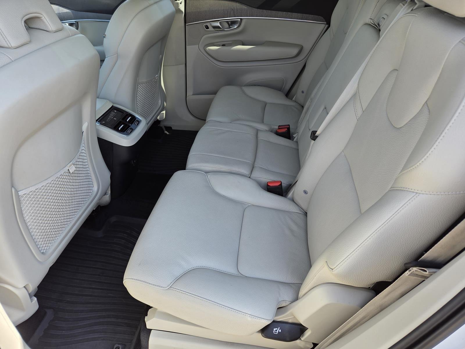 Used 2023 Crystal White Metallic Volvo Plus image 36