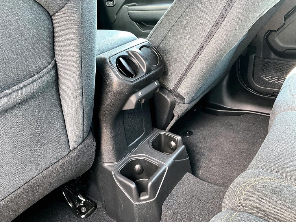 2025 Jeep Wrangler 4-Door Sport - Photo 24