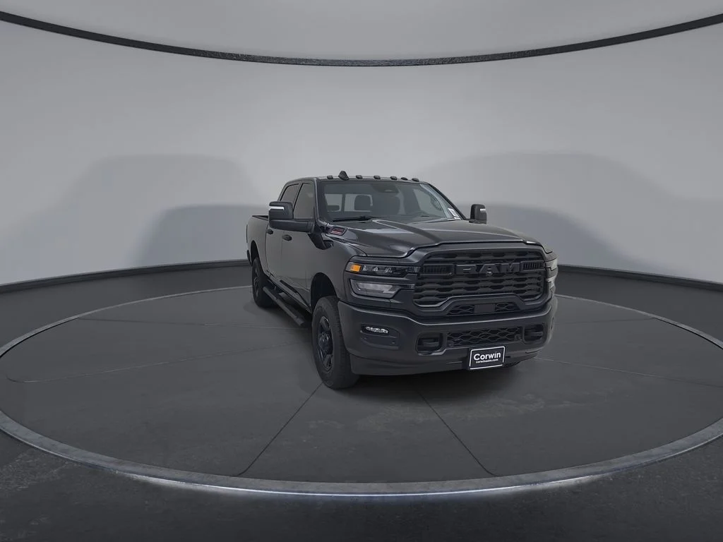New 2026 Diamond Black Crystal Pearl-Coat Exterior Paint RAM Tradesman image 3