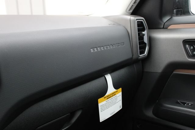 New 2026 Carbonized Gray Metallic Ford Outer Banks image 21