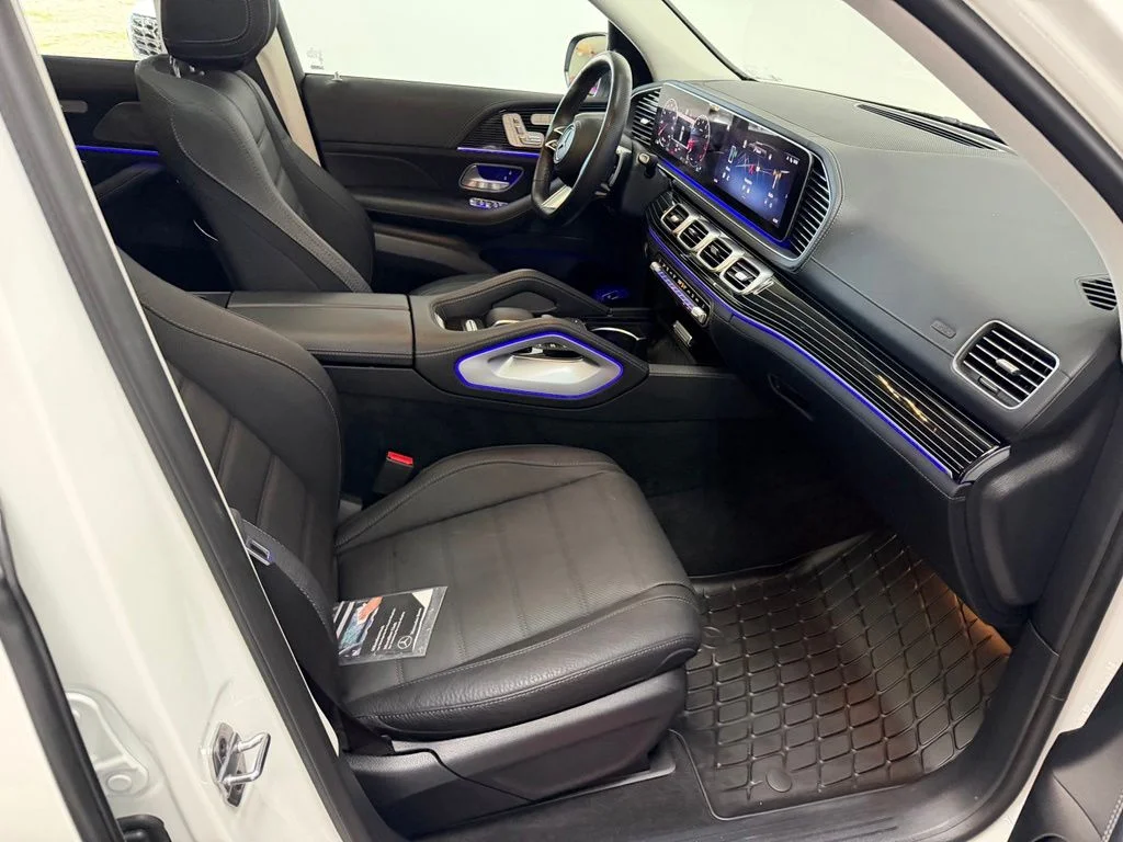 Used 2024 MANUFAKTUR Diamond White Bright Mercedes-Benz GLS 580 image 51
