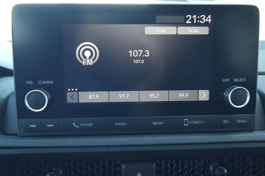 Used 2025  Honda EX image 33
