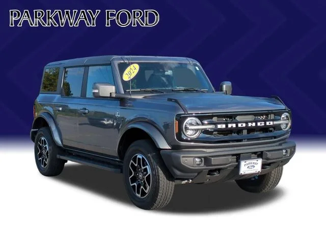 Used 2024 Gray Ford Outer Banks image 7