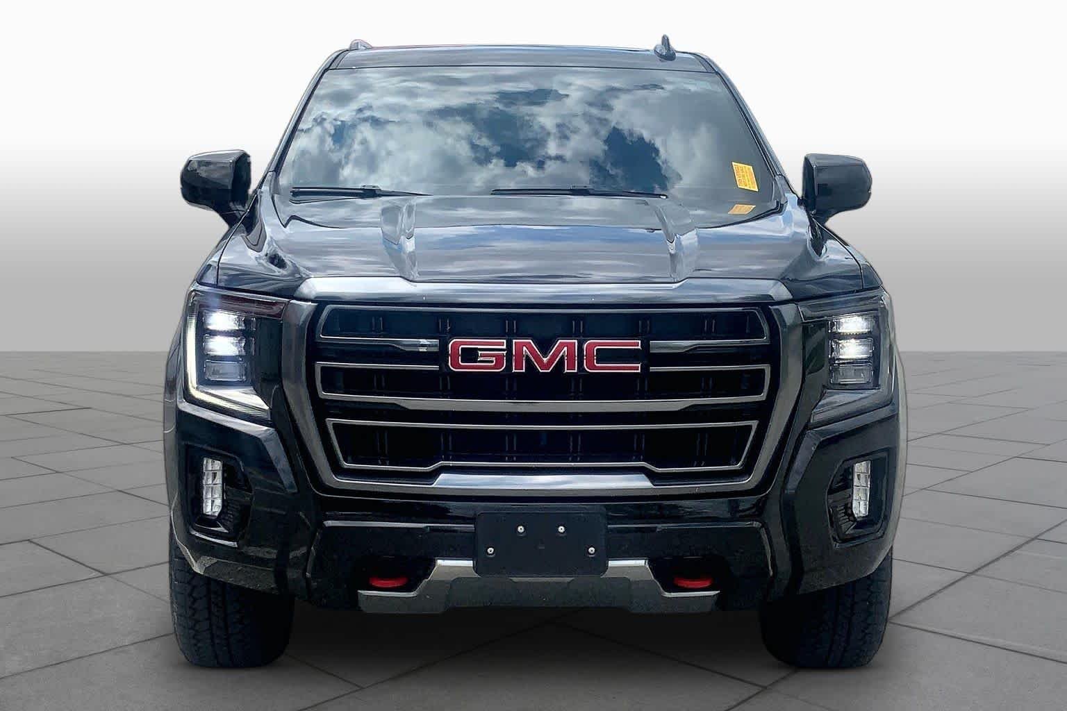 Pre-Owned 2023 GMC Yukon XL AT4