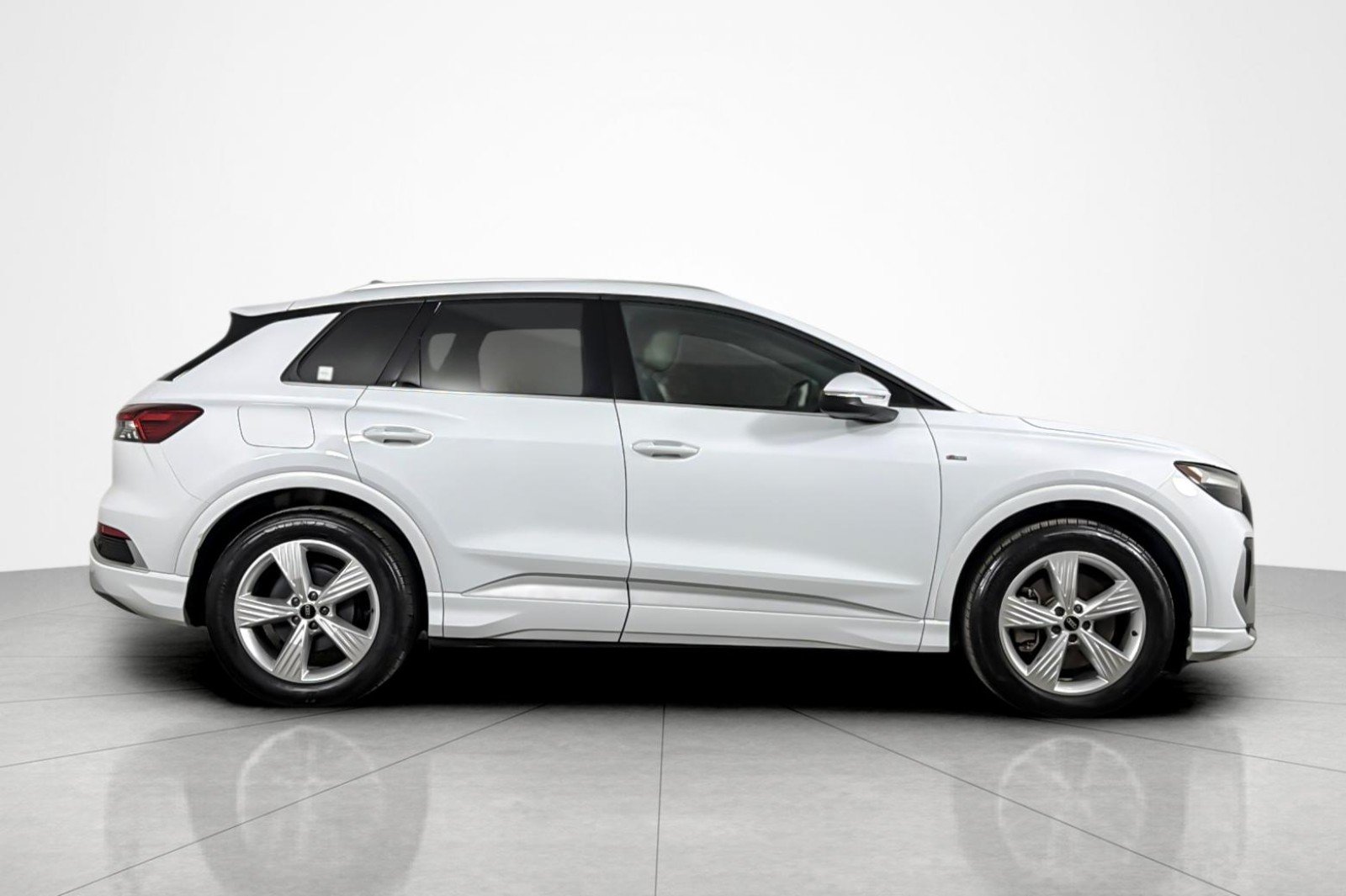 Used 2026 Glacier White Metallic Audi Premium 55 quattro image 6
