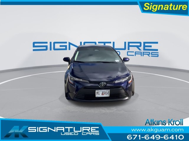 Used 2023 Blue Toyota LE image 4
