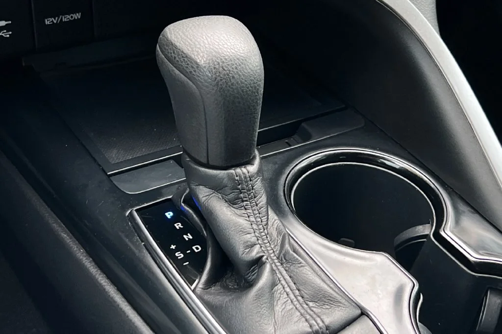 Certified Used 2019 White Toyota LE image 23