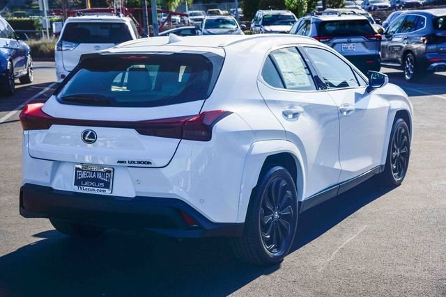 2026 Lexus UX Hybrid 300h Premium - Photo 7