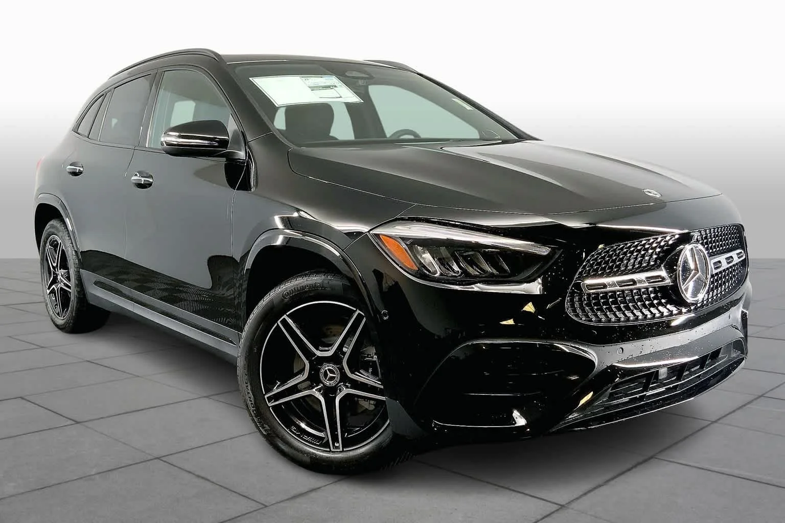 Used 2025 696/Night Black Mercedes-Benz GLA 250 image 2
