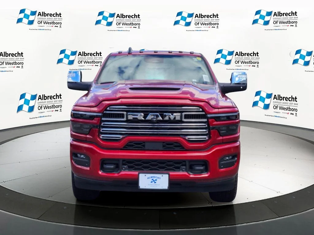 New 2026 Molten Red Pearl-Coat Exterior Paint RAM Laramie image 8