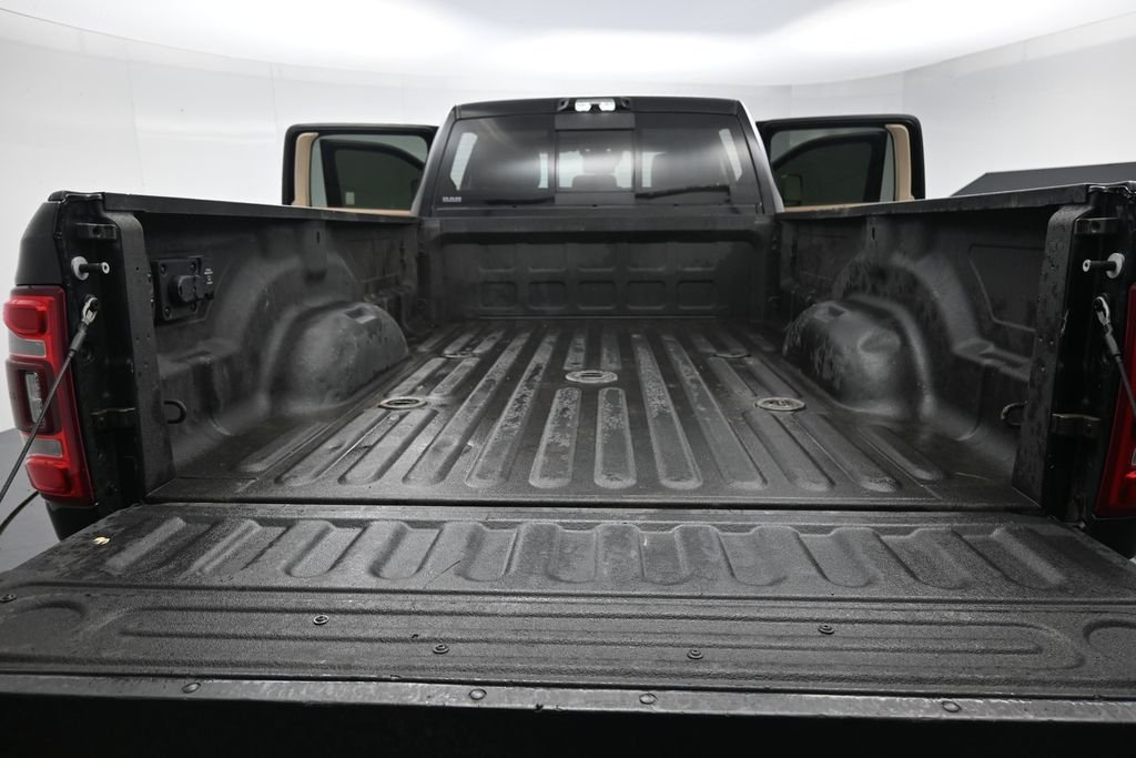 Used 2022 Diamond Black Ram Limited Longhorn image 28