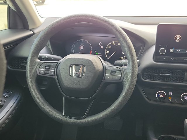 Used 2025 Platinum White Pearl Honda LX image 18