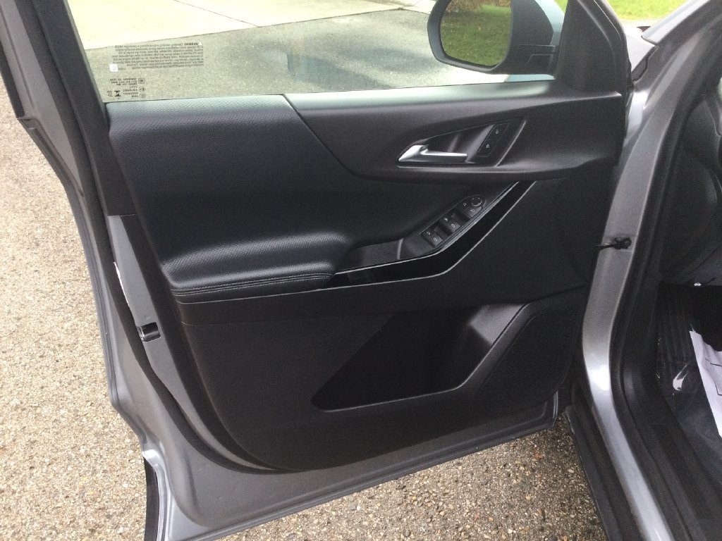 2026 Chevrolet Equinox LT - Photo 10