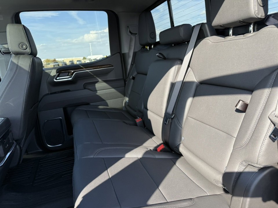 2026 GMC SIERRA - Image 32
