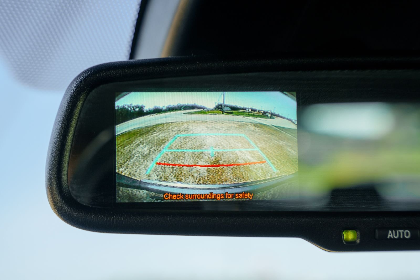 Used 2018 Gray Toyota XLE image 34